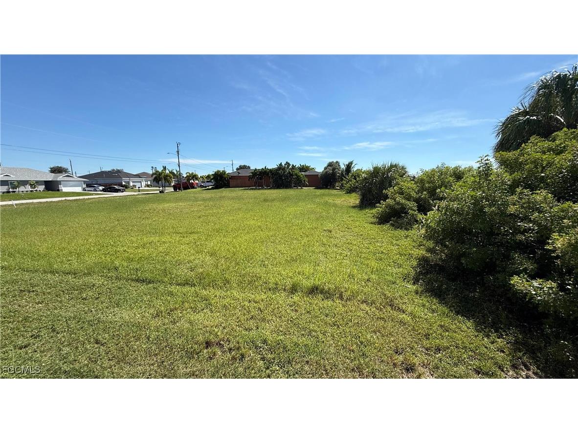 824 NE 6th Avenue Cape Coral FL 33909 2025017064 image8