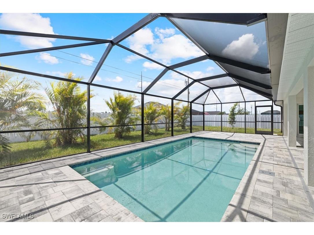 824 NW 8th Terrace Cape Coral FL 33993 225034170 image1