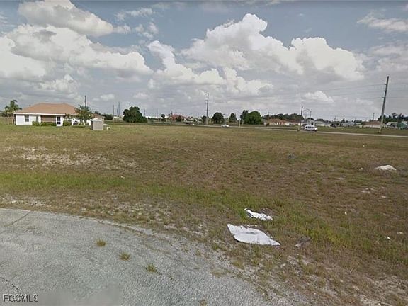 824 NW Embers Terrace Cape Coral FL 33993 2025023844 image2