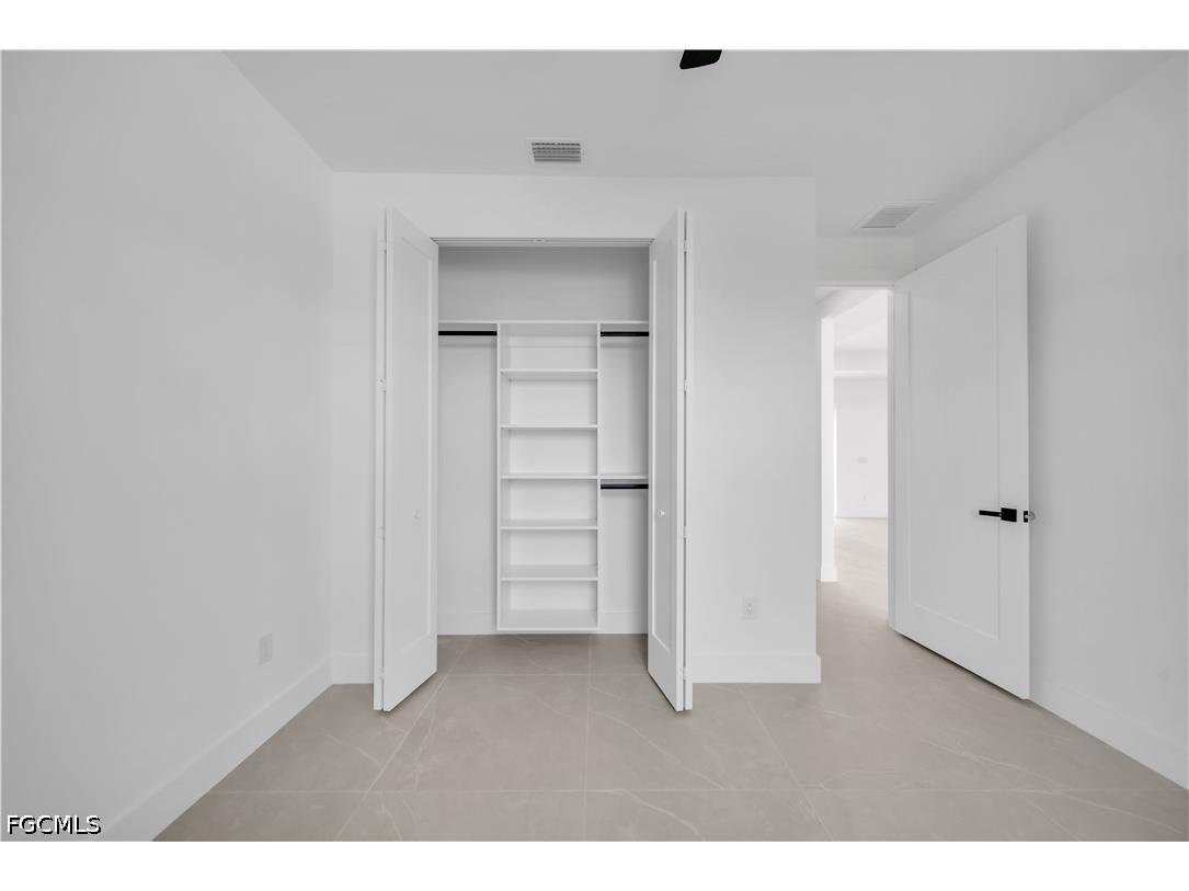 824 SW 15th Street Cape Coral FL 33991 2026029575 image13