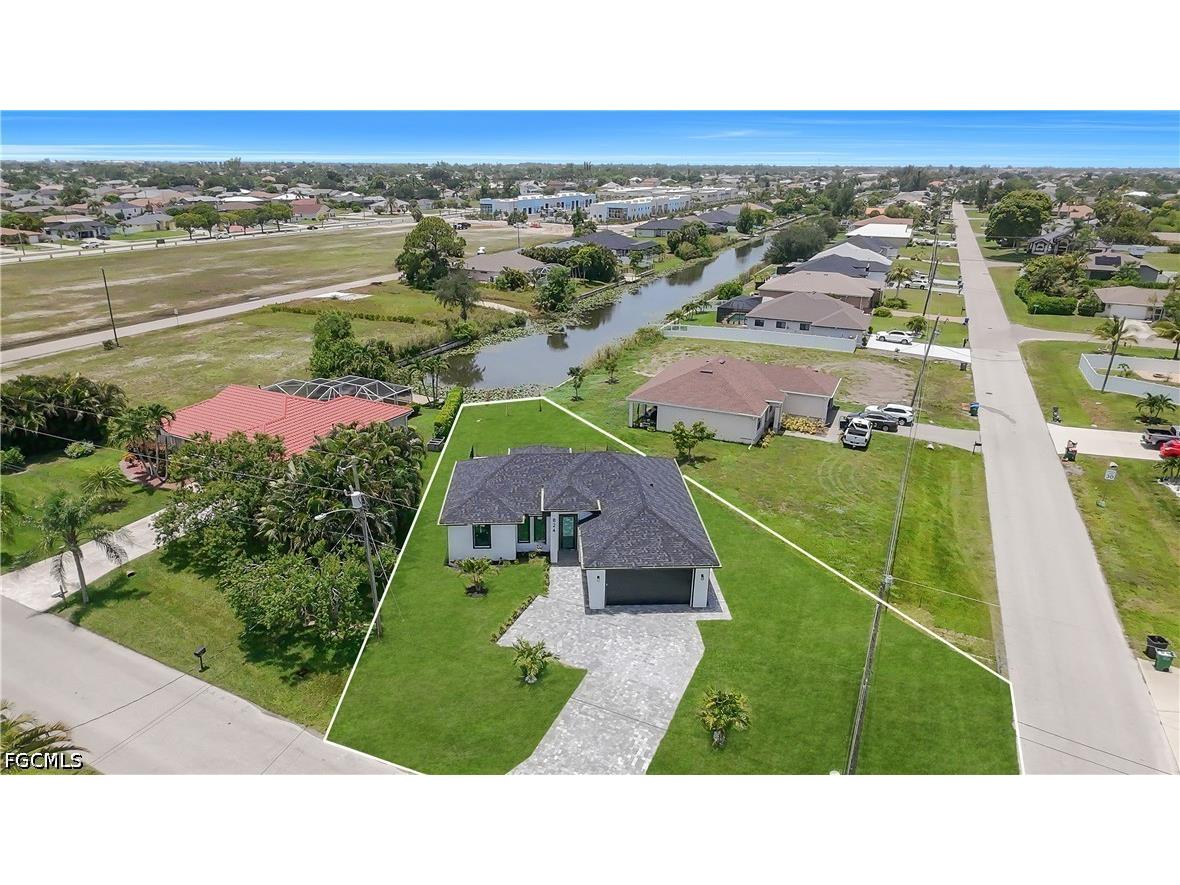 824 SW 15th Street Cape Coral FL 33991 2026029575 image3