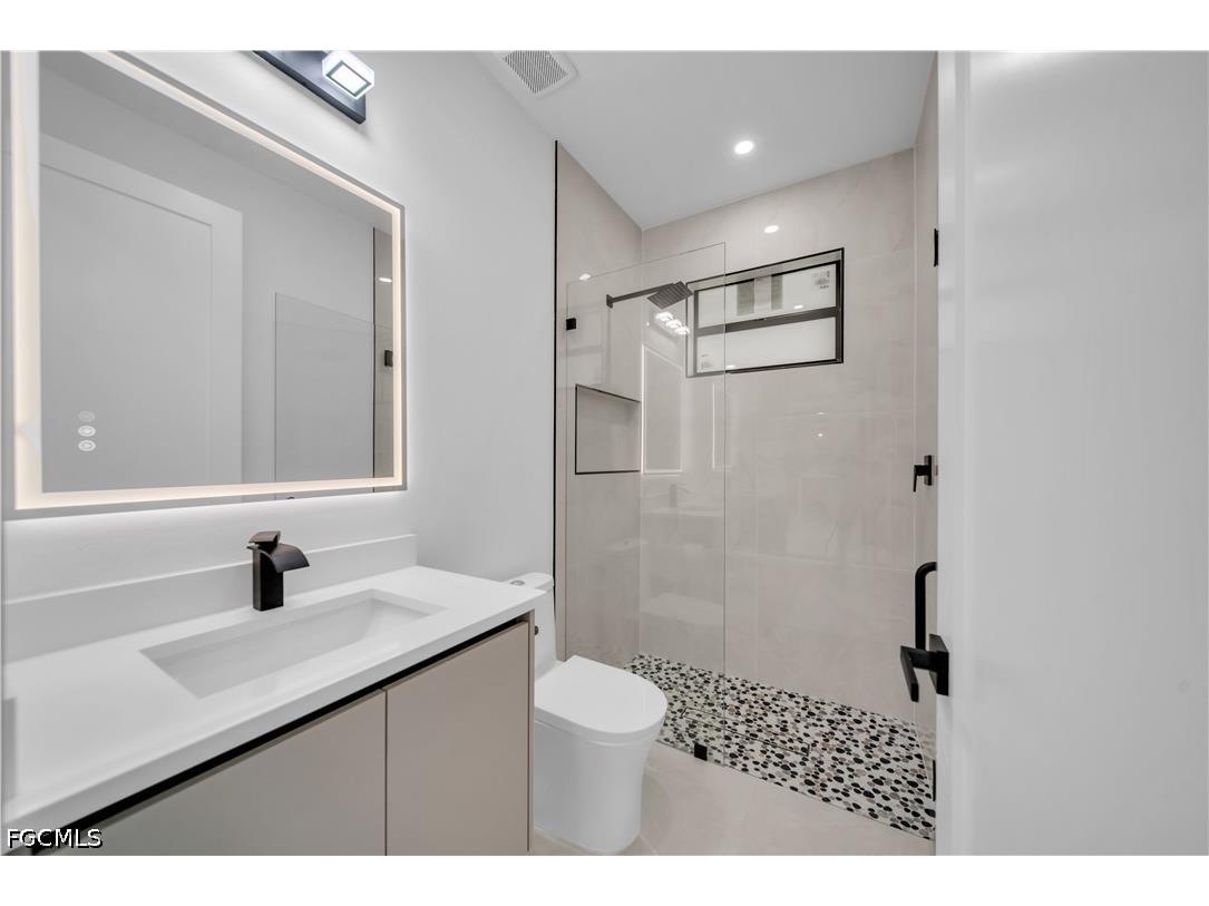 824 SW 15th Street Cape Coral FL 33991 2026029575 image9