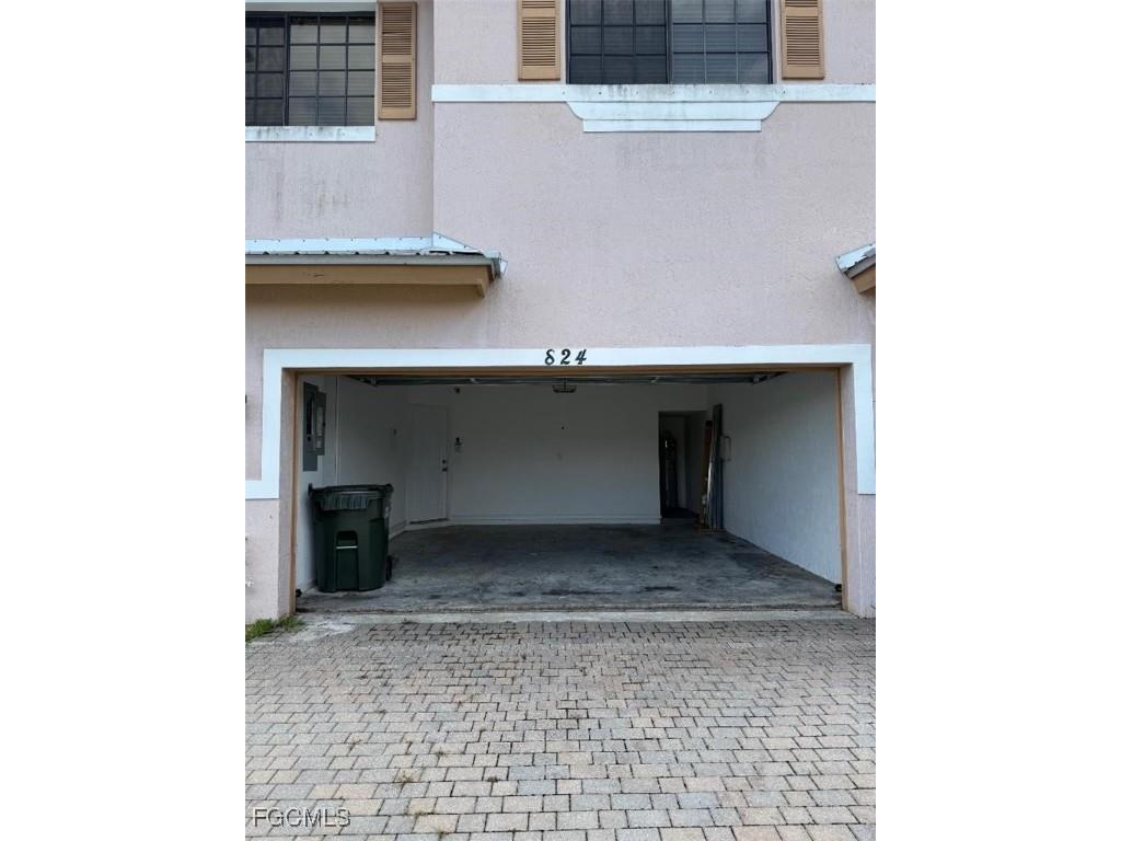 824 Sweet Lake Circle Clewiston FL 33440 2025012817 image2