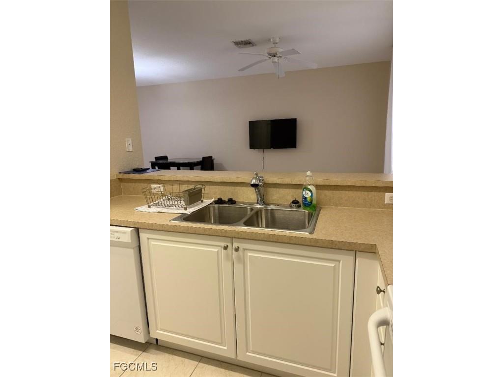 824 Sweet Lake Circle Clewiston FL 33440 2025012817 image4