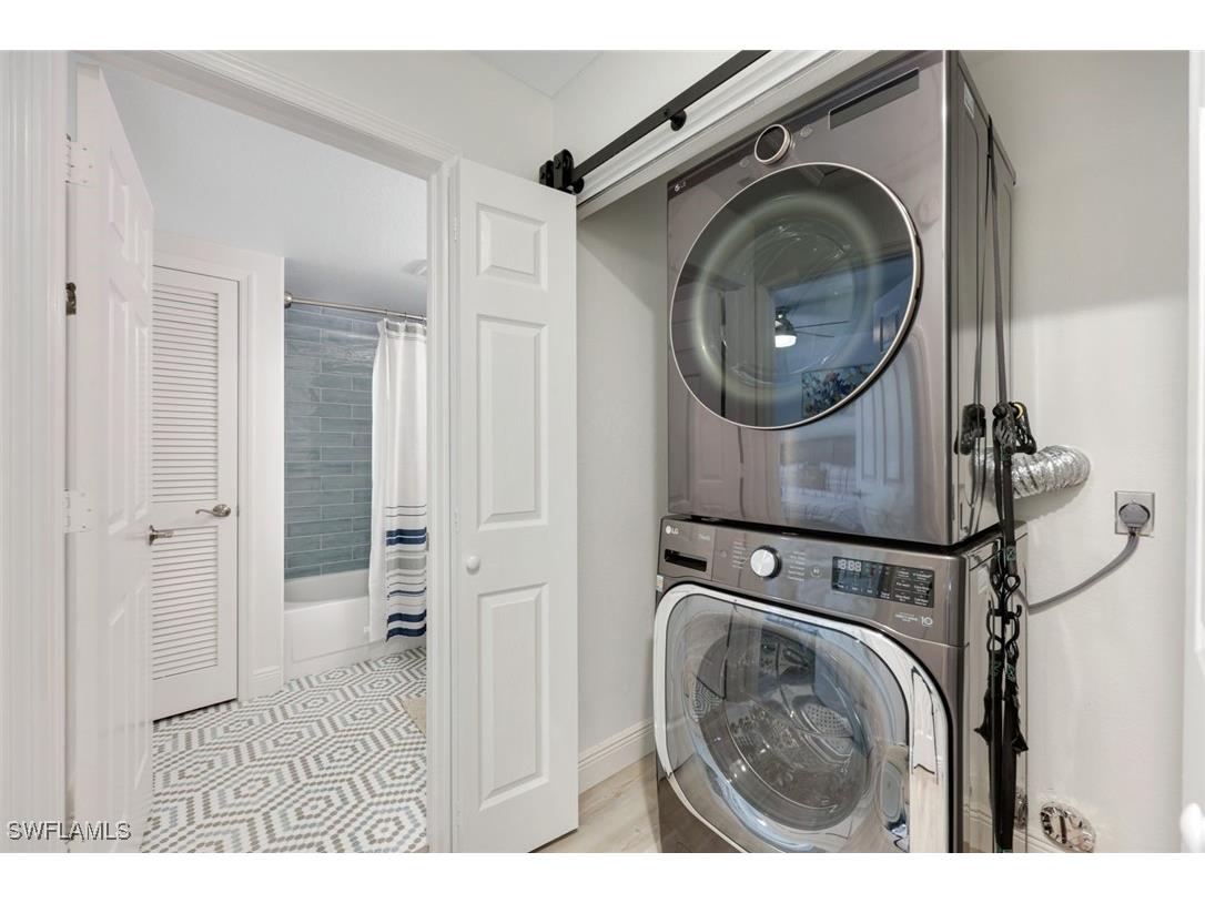 824 Tanbark Drive #204 Naples FL 34108 225077837 image15