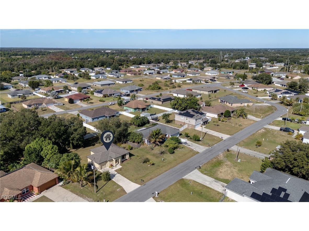 824 Umber Drive Fort Myers FL 33913 2025021908 image12