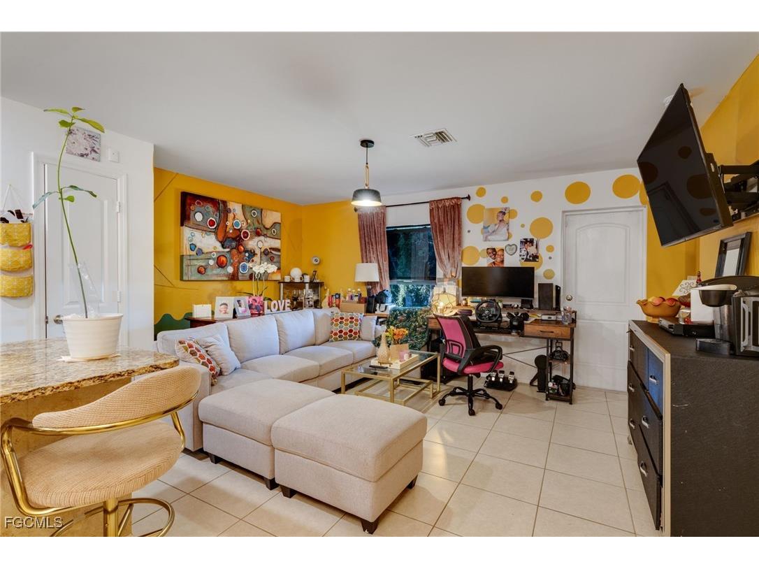 824 Umber Drive Fort Myers FL 33913 2025021908 image17