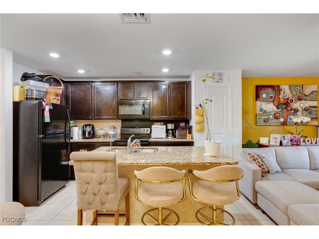 824 Umber Drive Fort Myers FL 33913 2025021908 image19