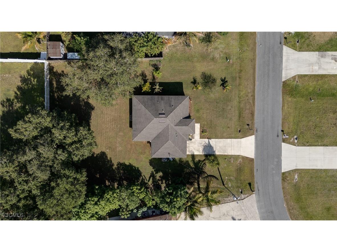 824 Umber Drive Fort Myers FL 33913 2025021908 image4