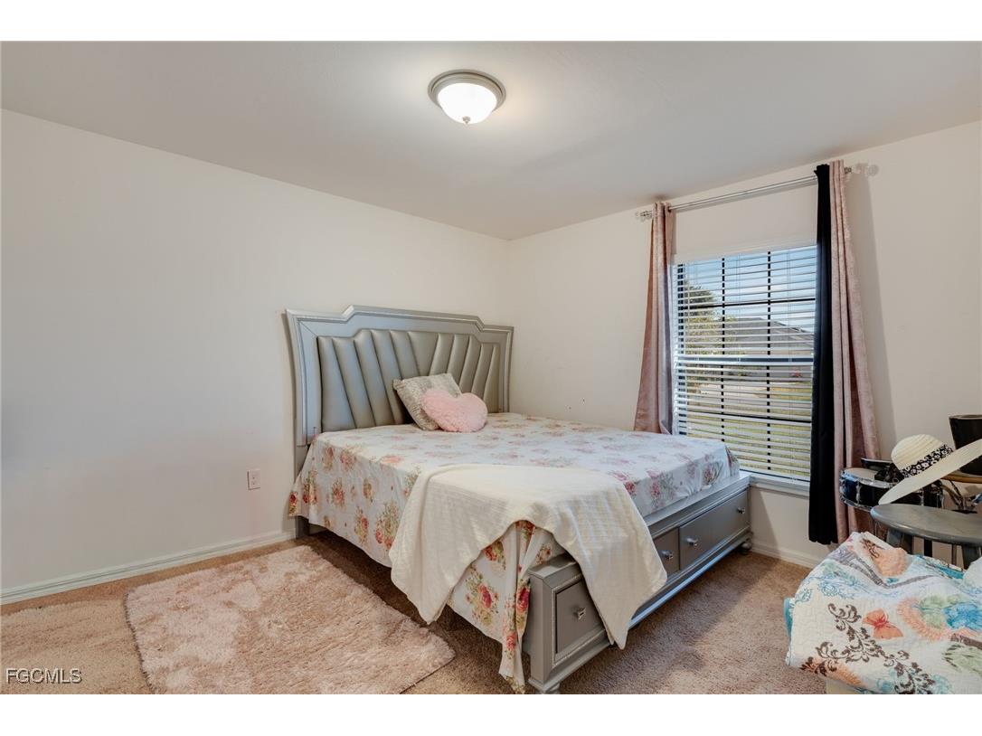 824 Umber Drive Fort Myers FL 33913 2025021908 image6