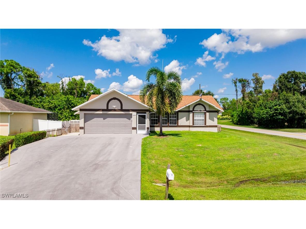 8241 Albatross Road Fort Myers FL 33967 225082060 image1