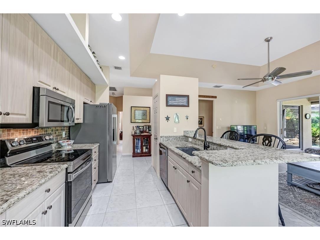 8241 Laurel Lakes Boulevard Naples FL 34119 226020038 image17