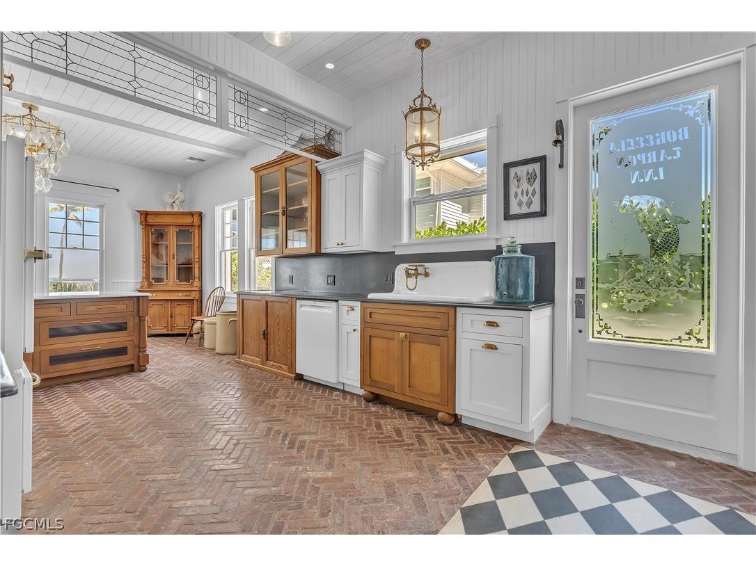 8241 Main Street Bokeelia FL 33922 2026009400 image20