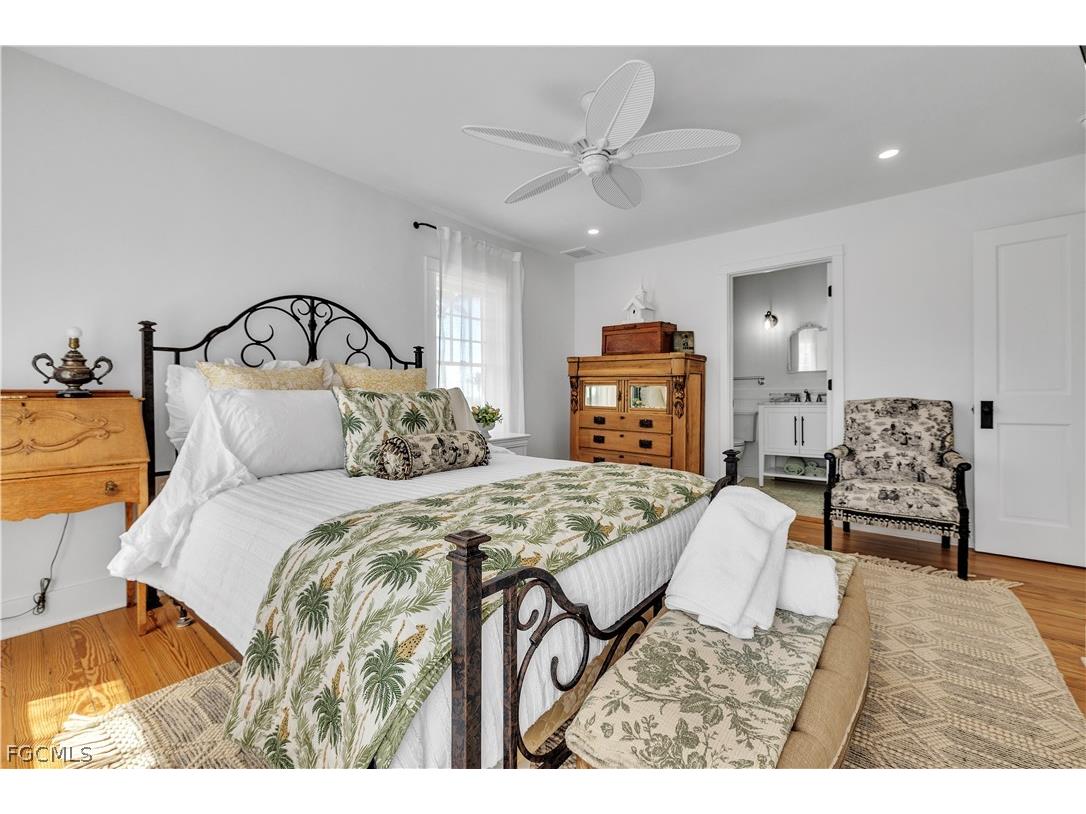 8241 Main Street Bokeelia FL 33922 2026009400 image34