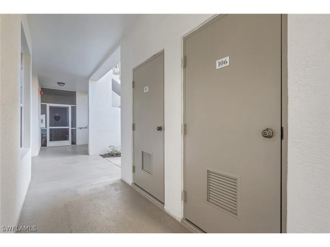 8241 Parkstone Place #106 Naples FL 34120 226007056 image20