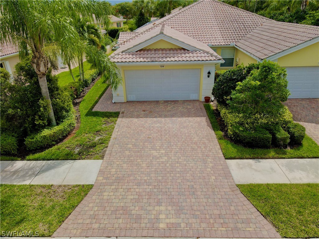 8246 Xenia Lane Naples FL 34114 222045801 image1