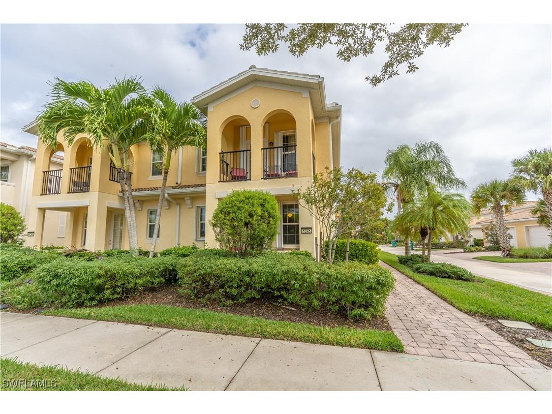 8248 Josefa Way Naples FL 34114 223082932 image1
