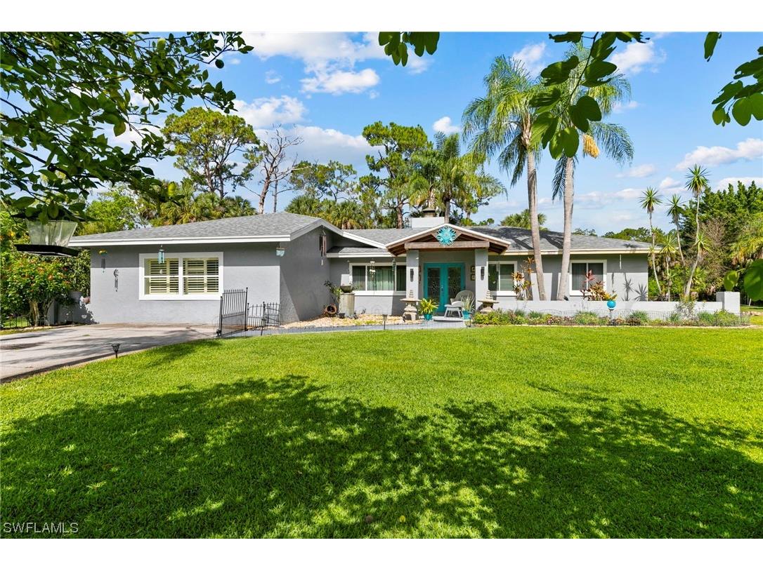 825 5th Street NW Naples FL 34120 223042559 image1