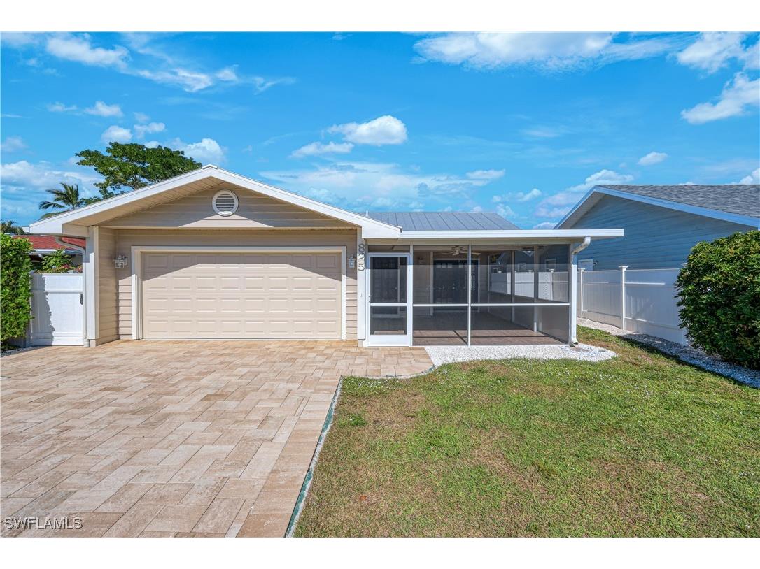 825 93rd Avenue N Naples FL 34108 225080092 image1