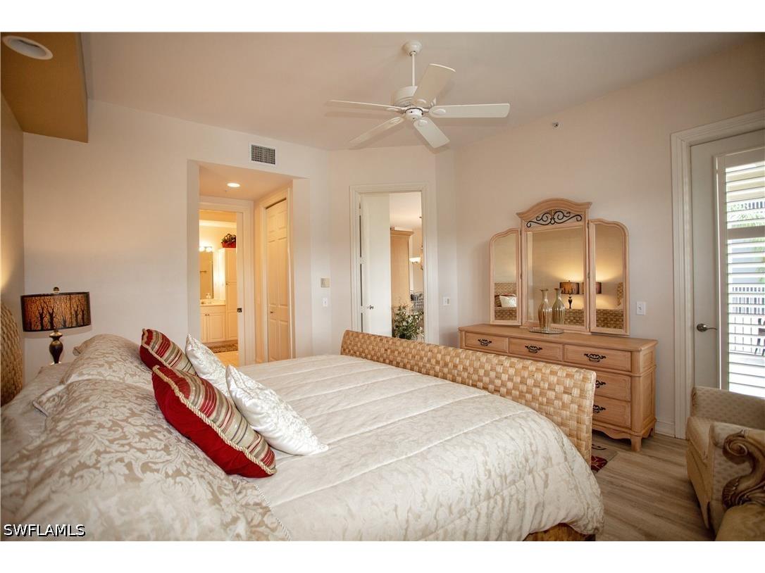 825 Bentwater Circle #101 Naples FL 34108 226015308 image27