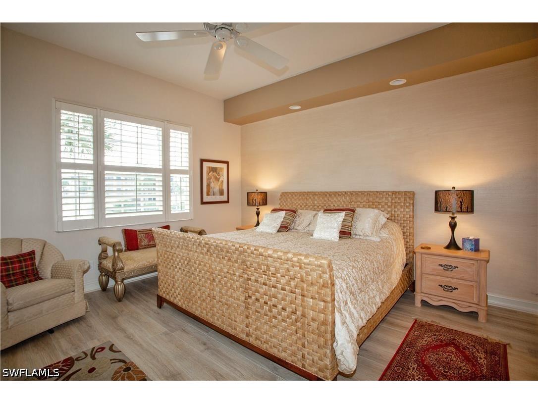 825 Bentwater Circle #101 Naples FL 34108 226015308 image30