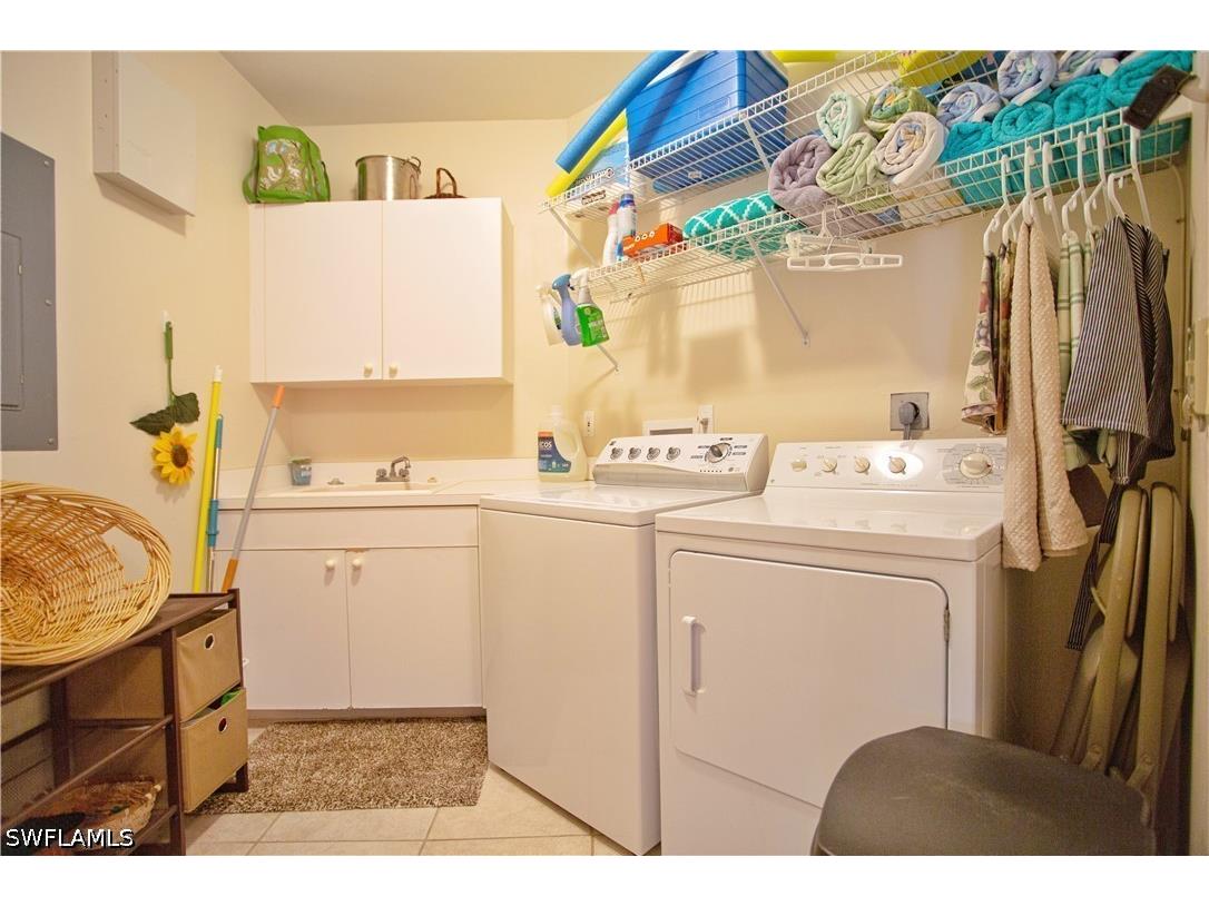 825 Bentwater Circle #101 Naples FL 34108 226015308 image5
