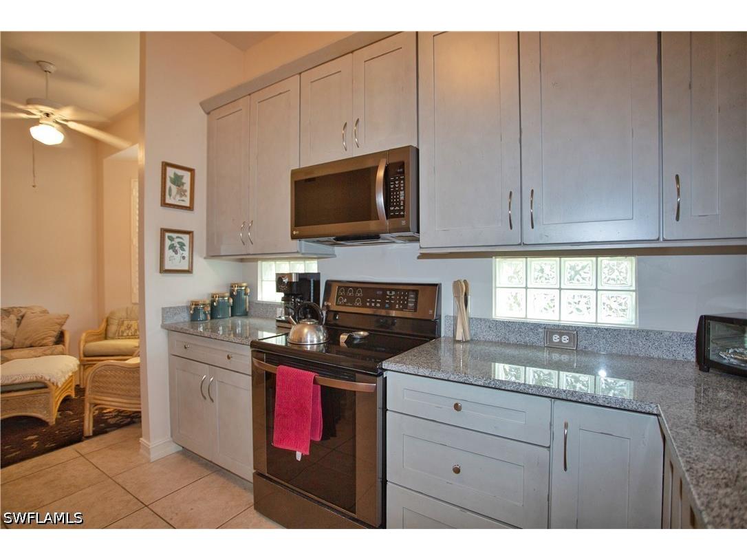 825 Bentwater Circle #101 Naples FL 34108 226015308 image6