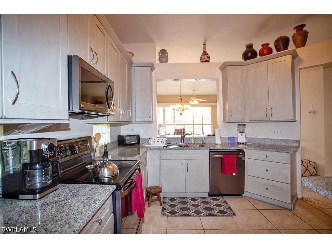 825 Bentwater Circle #101 Naples FL 34108 226015308 image9