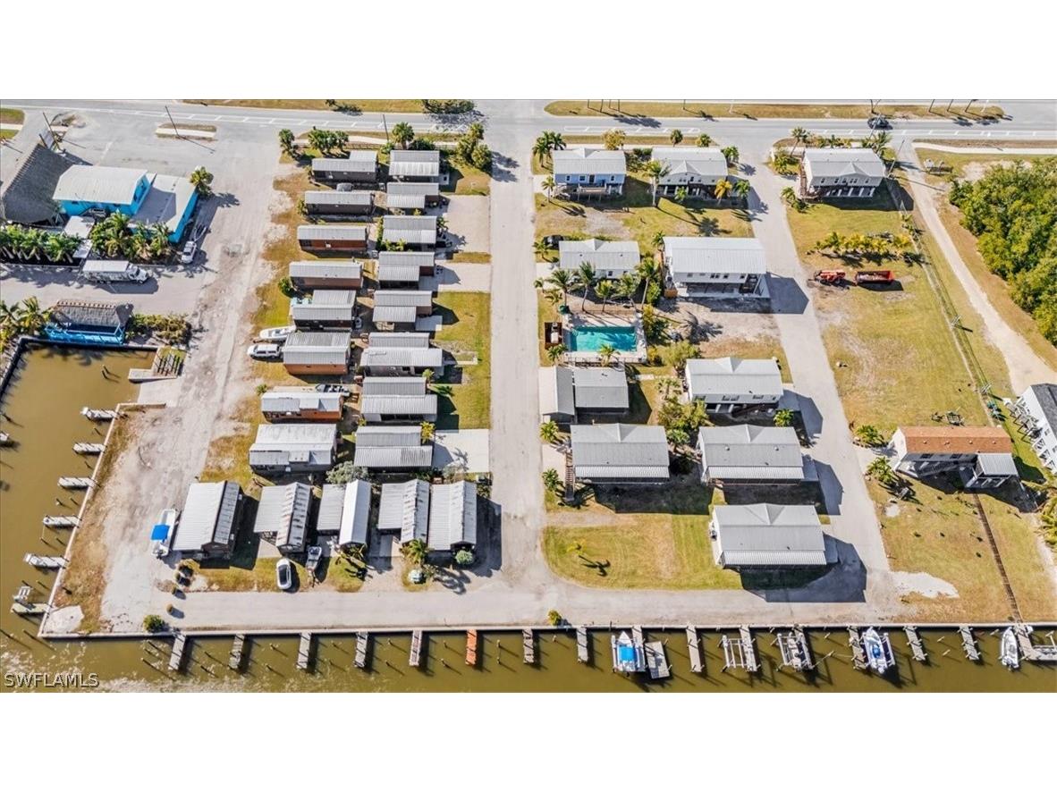 825 Copeland #21 Everglades City FL 34139 226006335 image18