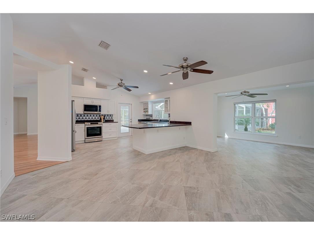 825 Desoto Boulevard N Naples FL 34120 226009168 image10