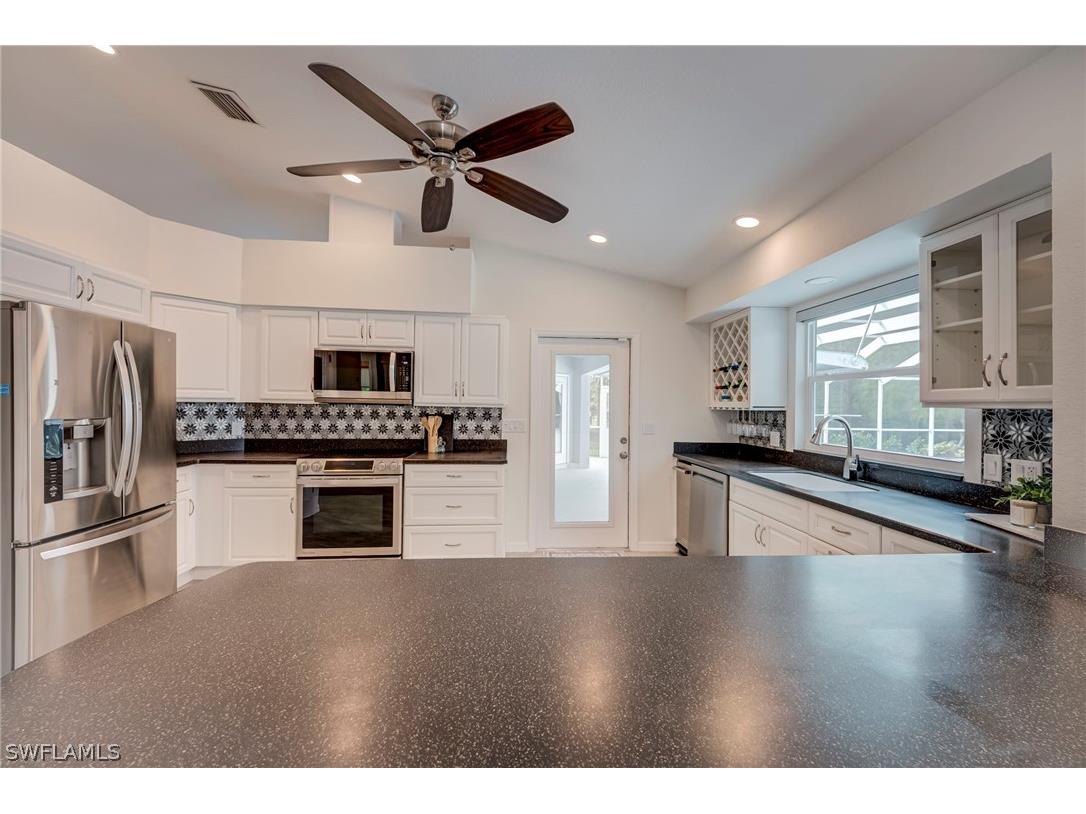 825 Desoto Boulevard N Naples FL 34120 226009168 image12