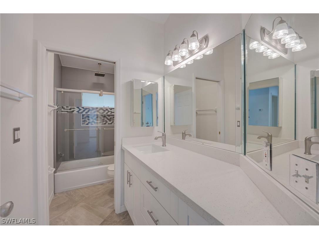 825 Desoto Boulevard N Naples FL 34120 226009168 image25