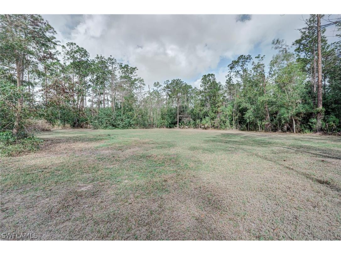 825 Desoto Boulevard N Naples FL 34120 226009168 image35