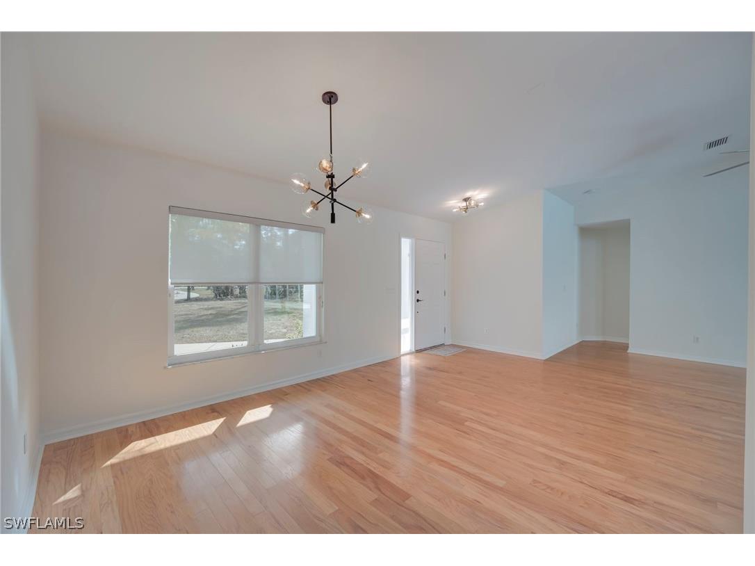 825 Desoto Boulevard N Naples FL 34120 226009168 image4