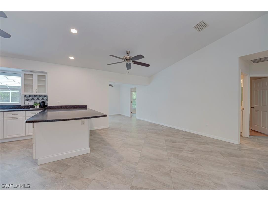 825 Desoto Boulevard N Naples FL 34120 226009168 image9