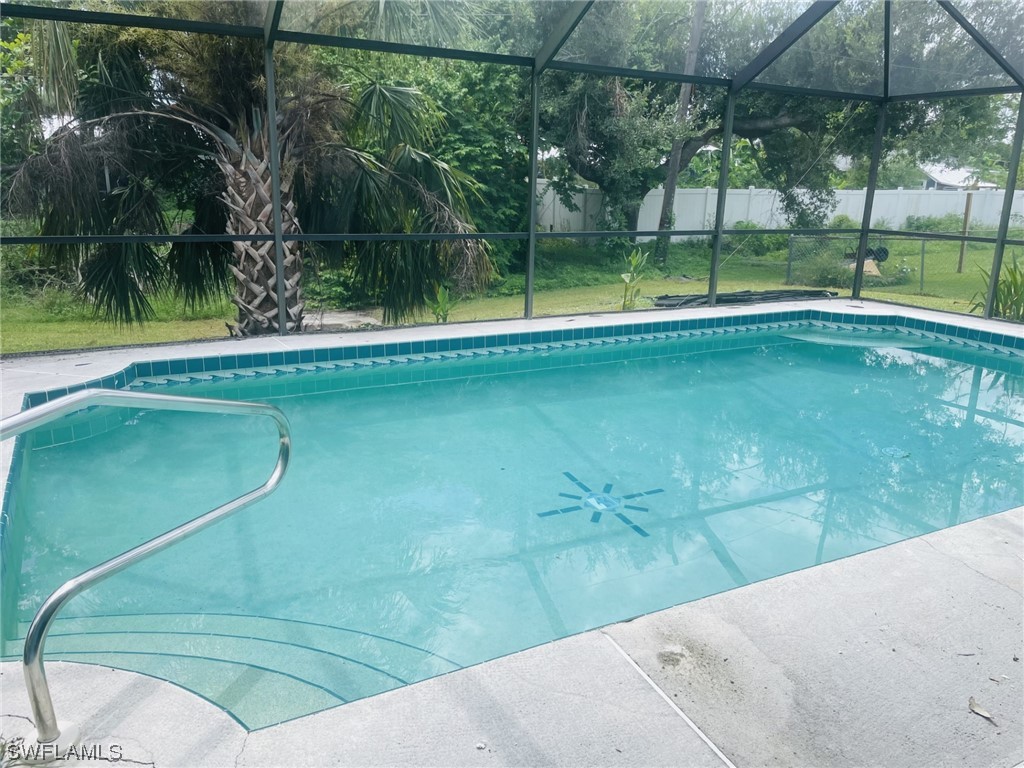 825 Dolphin Avenue NW Port Charlotte FL 33948 223064776 image1