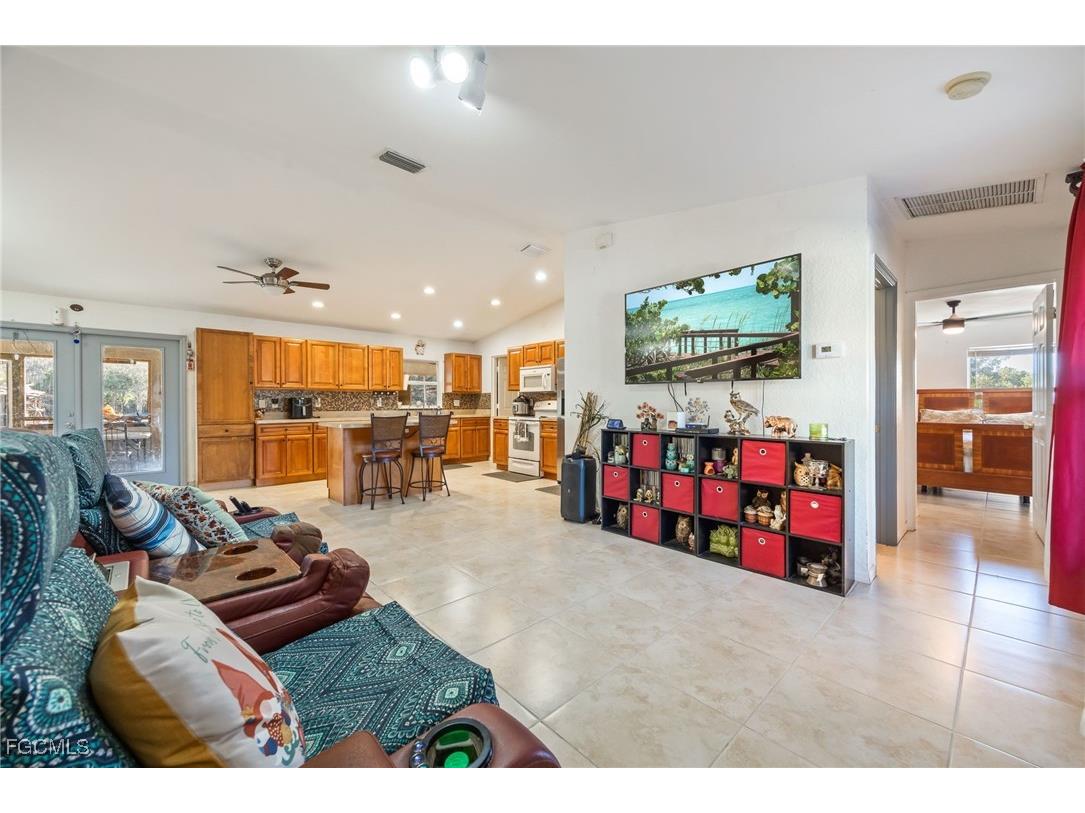 825 N Datil Street Clewiston FL 33440 2026003412 image11