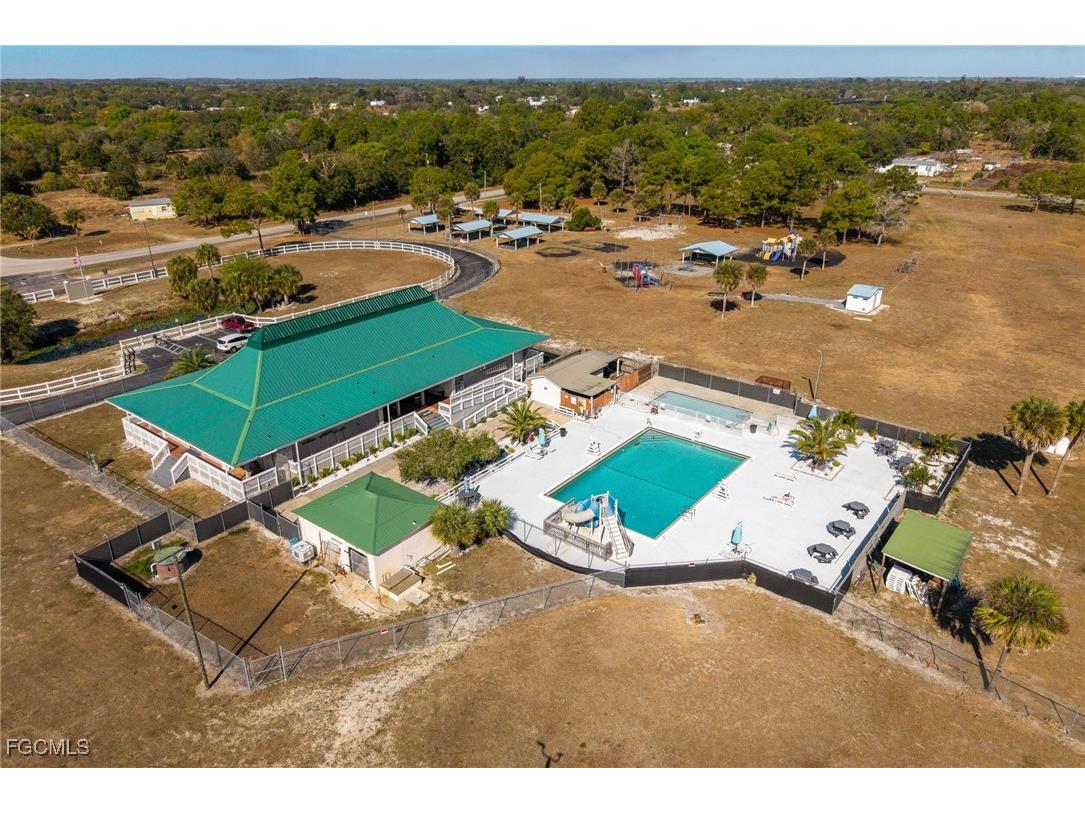 825 N Datil Street Clewiston FL 33440 2026003412 image27