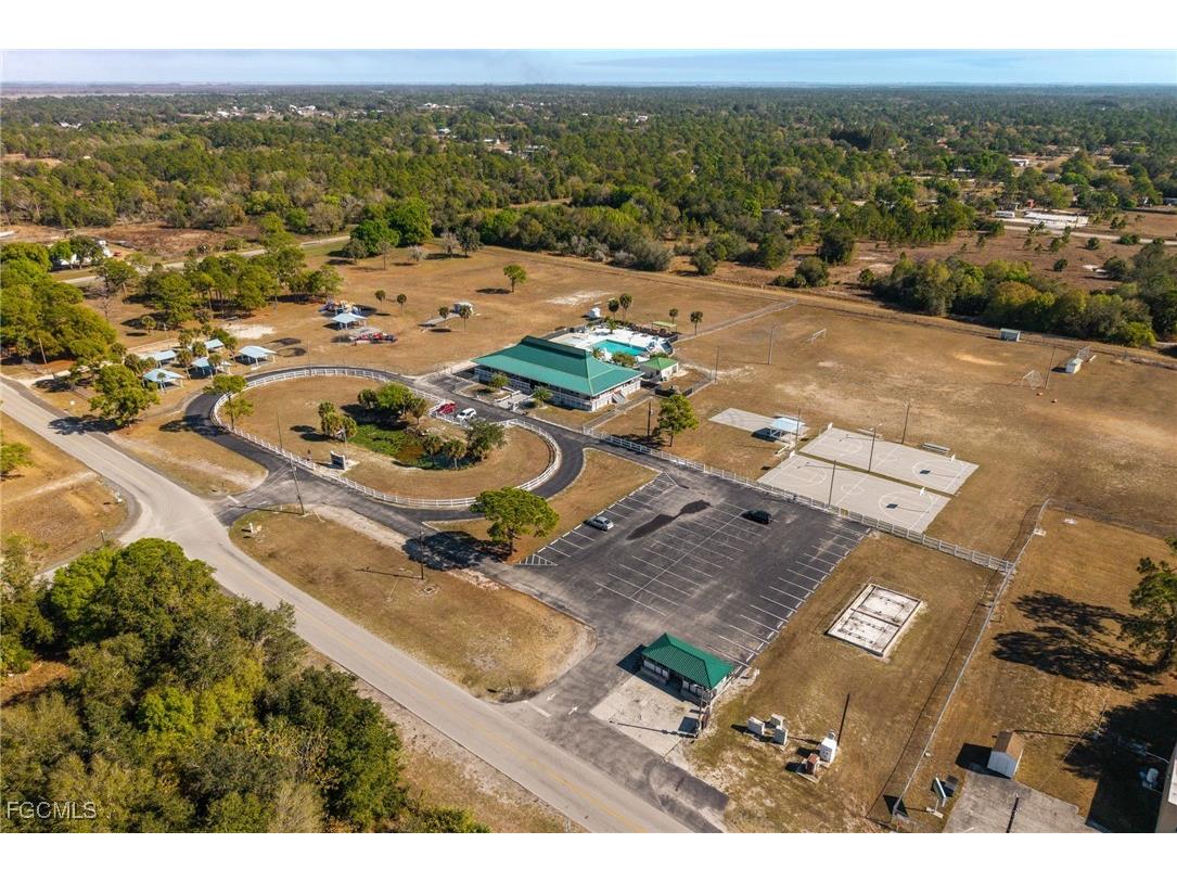 825 N Datil Street Clewiston FL 33440 2026003412 image31