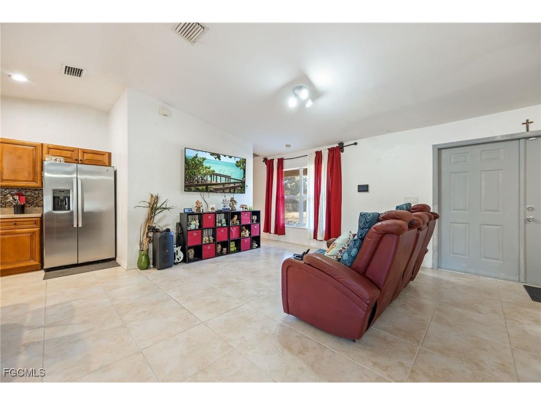 825 N Datil Street Clewiston FL 33440 2026003412 image4