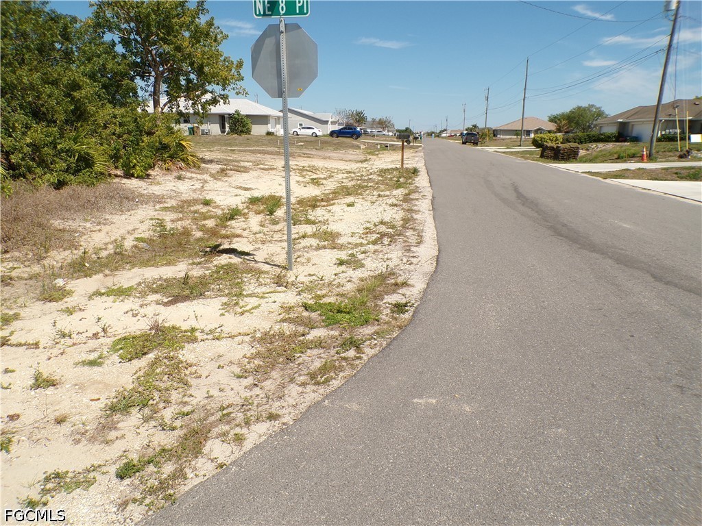825 NE 15th Lane Cape Coral FL 33909 2026014539 image18