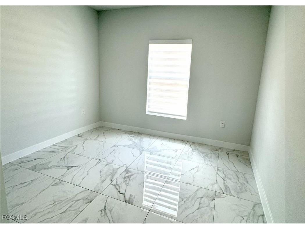 825 Porter Street E Lehigh Acres FL 33974 2026000747 image8