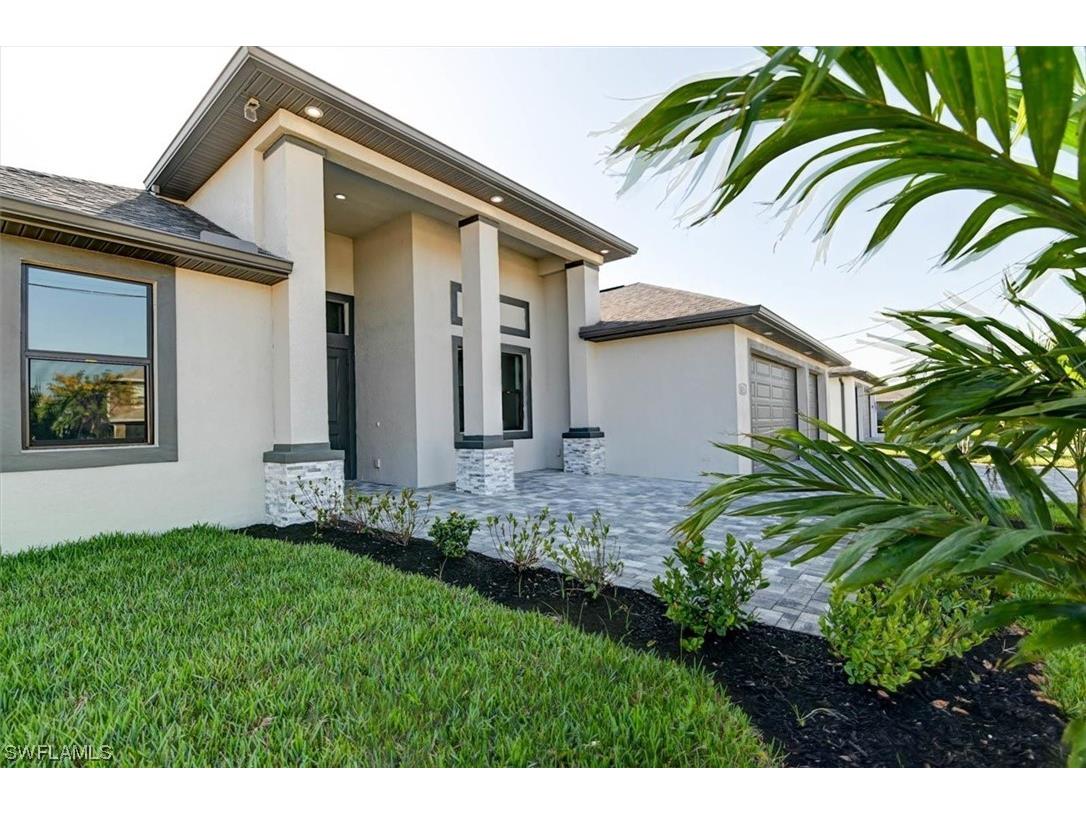825 SW 8th Court Cape Coral FL 33991 223026989 image1