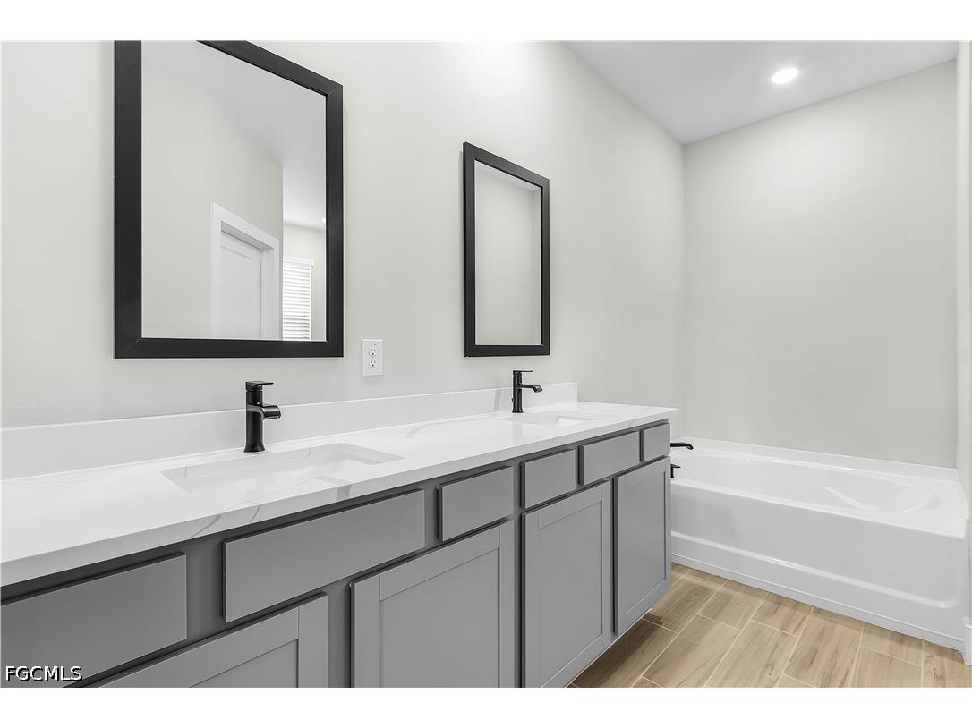825 SW 9th Court Cape Coral FL 33991 2026021031 image8