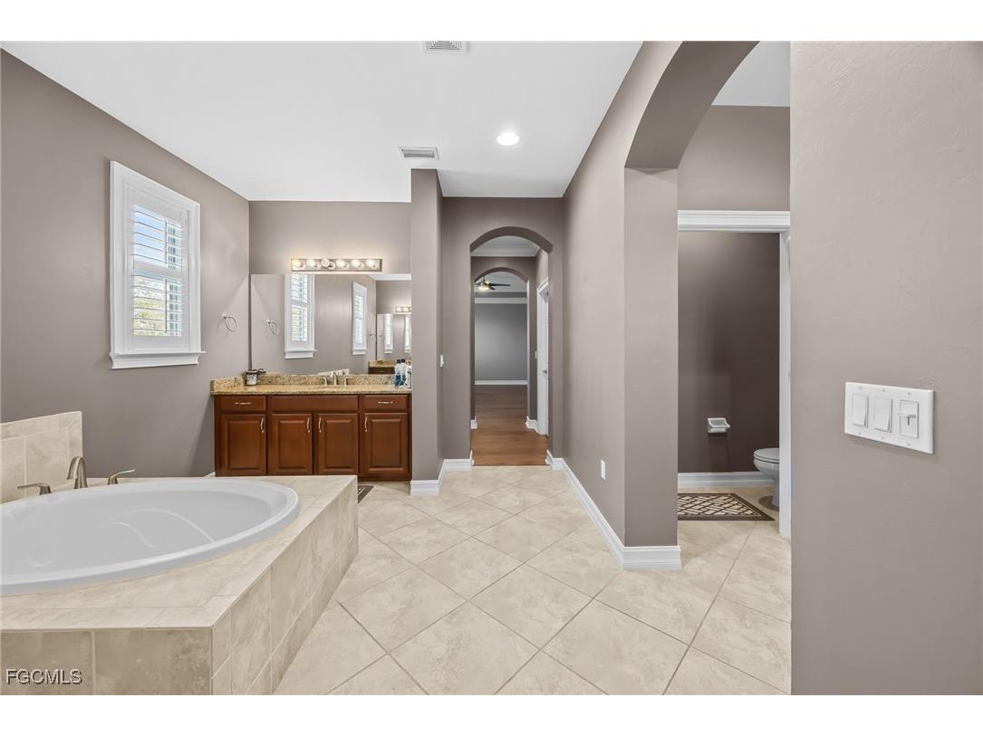 8250 Sumner Avenue Fort Myers FL 33908 2025019245 image36