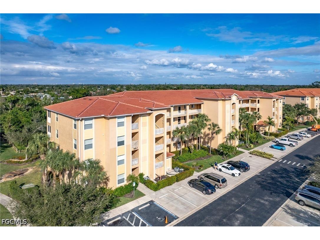 8251 Pathfinder Loop #612 Fort Myers FL 33919 2026028834 image2