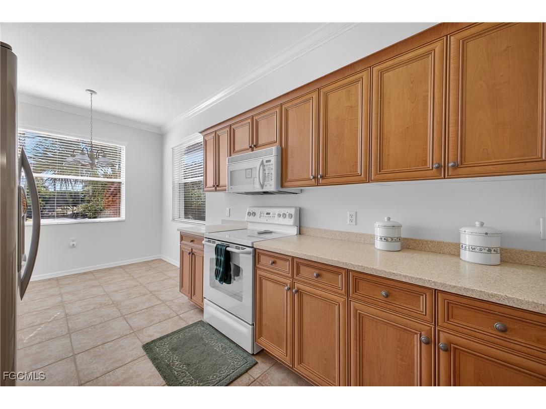 8251 Pathfinder Loop #621 Fort Myers FL 33919 2025020721 image11