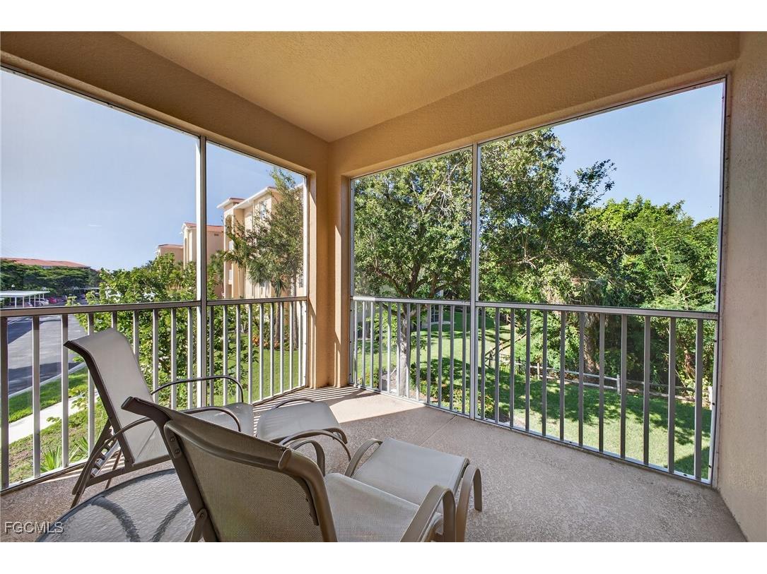 8251 Pathfinder Loop #621 Fort Myers FL 33919 2025020721 image3