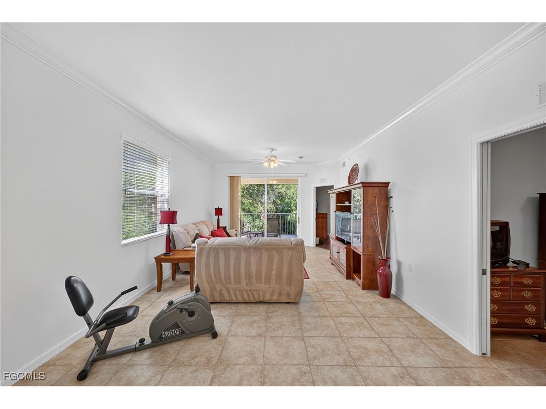 8251 Pathfinder Loop #621 Fort Myers FL 33919 2025020721 image6