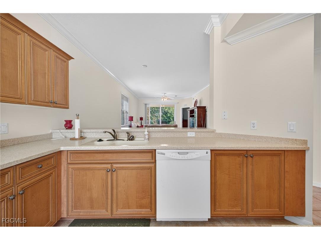 8251 Pathfinder Loop #621 Fort Myers FL 33919 2025020721 image9